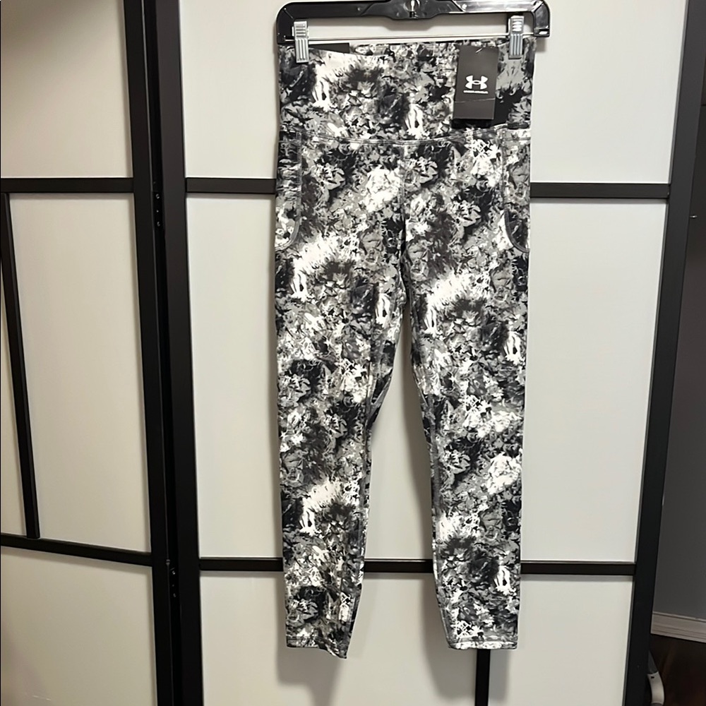 Under Armour Women's Black/White High Rise MFO Movement Ankle Print Size Medium
